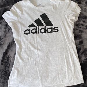 Adidas Tshirt